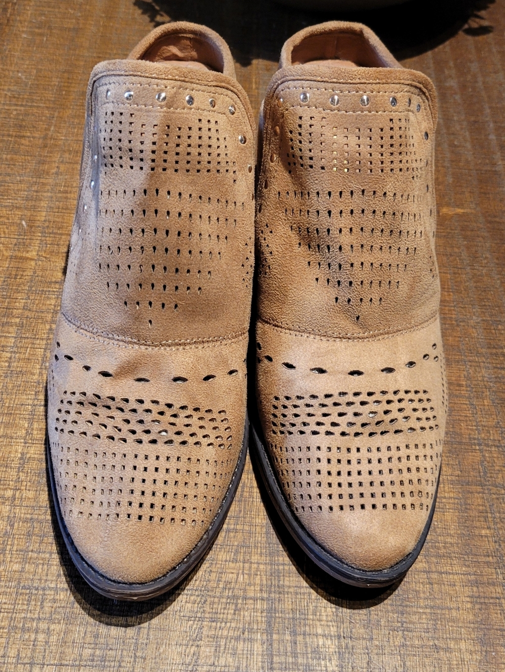 Womens Size 8 Open Back Boot
